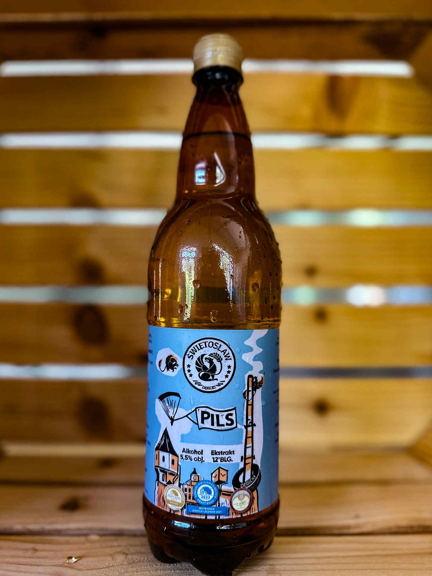 Piwo świeże prosto z tanka 1L: ŚWIĘTOSŁAW PILS